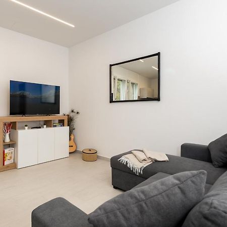 Obsidian -Centro- Wifi + Free Parking Apartment Ravenna Bagian luar foto