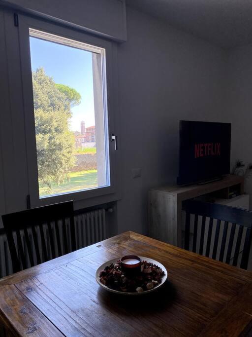 Obsidian -Centro- Wifi + Free Parking Apartment Ravenna Bagian luar foto